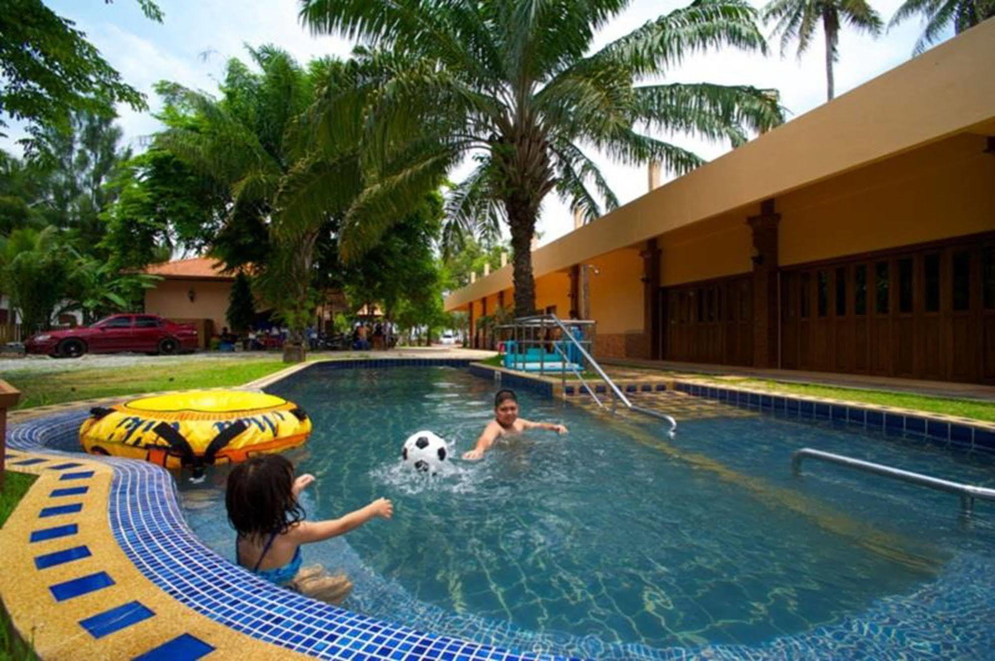 Boom Boom Beach Resort Laem Sing Chanthaburi Zewnętrze zdjęcie